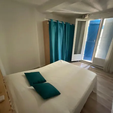 Le Cocon Des Spress Apartment Cers